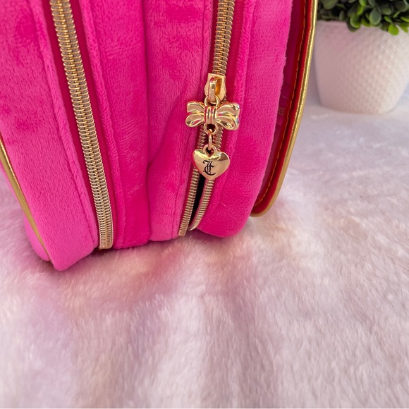 NEW Juicy Couture Hot Pink and Metallic Gold Velour Makeup Bag Case - Picture 9 of 9